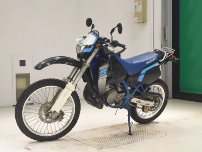 Suzuki TS200R