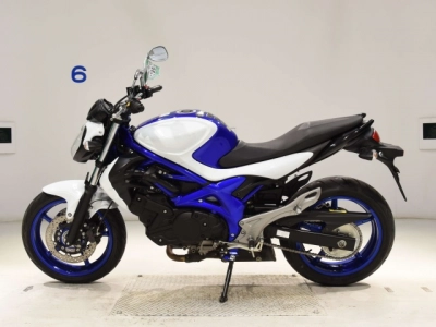 Suzuki GLADIUS400