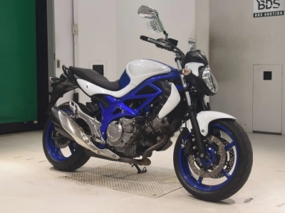 Suzuki GLADIUS400