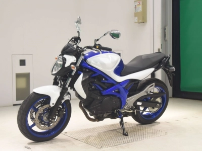 Suzuki GLADIUS400
