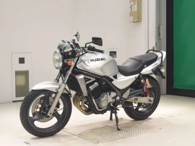 Suzuki GSX250