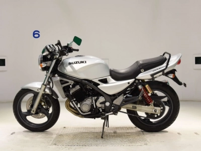 Suzuki GSX250