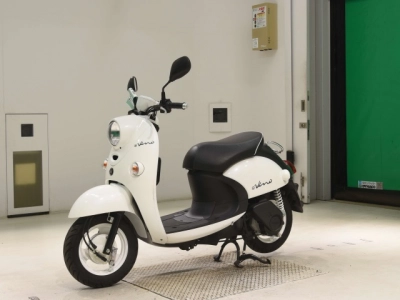 Yamaha E-VINO