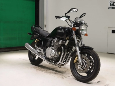 Yamaha XJR400R-2
