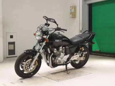 Yamaha XJR400R-2
