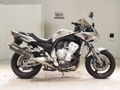 Yamaha FZS1000 FEATHER