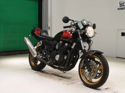 Yamaha XJR400