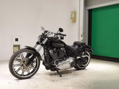 Harley-Davidson  HARLEY FXBRS1870