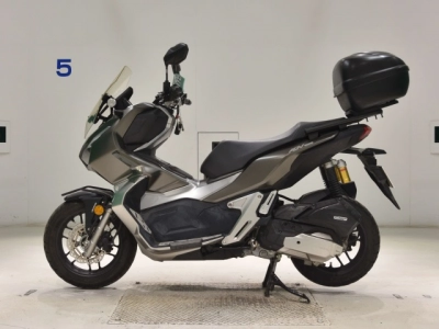 Honda ADV150