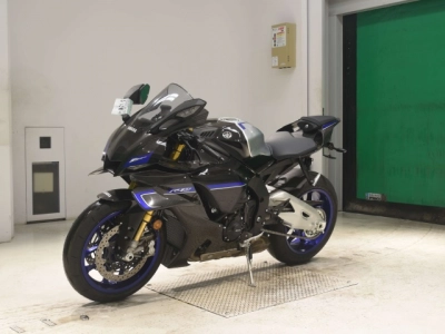 Yamaha YZF-R1M