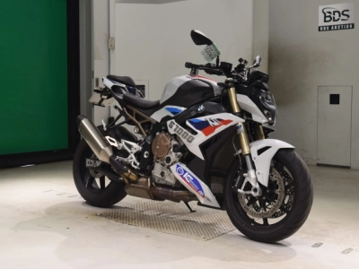 BMW BMW S1000R