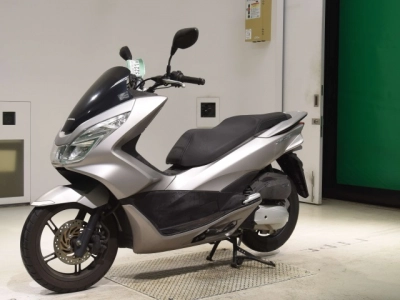 Honda PCX125-2