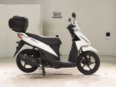Suzuki ADDRESS110-2