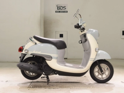 Yamaha VINO-4