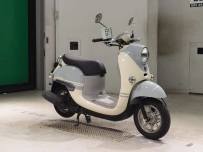 Yamaha VINO-4