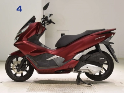 Honda PCX125-3