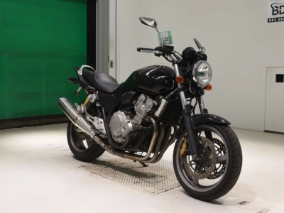 Honda CB400SFV-4