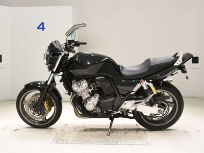 Honda CB400SFV-4