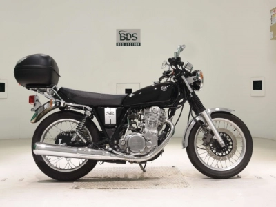 Yamaha SR400-5