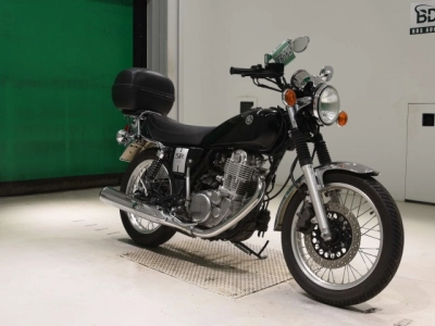 Yamaha SR400-5