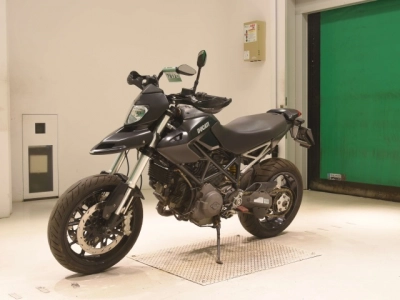 Ducati DUCATI HYPERMOTARD 796