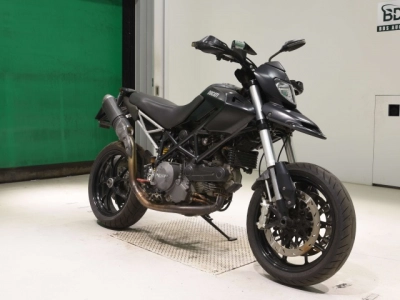 Ducati DUCATI HYPERMOTARD 796