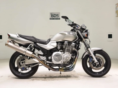 Yamaha XJR1300
