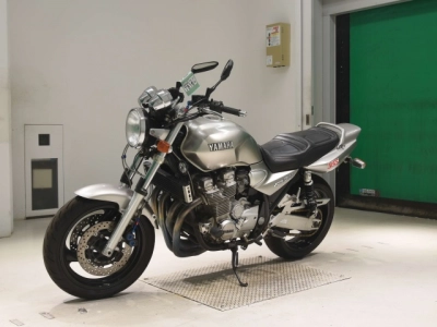 Yamaha XJR1300
