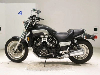 Yamaha V-MAX