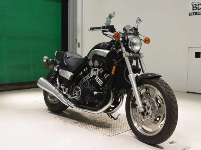 Yamaha V-MAX