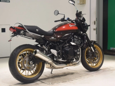 Kawasaki Z900RS