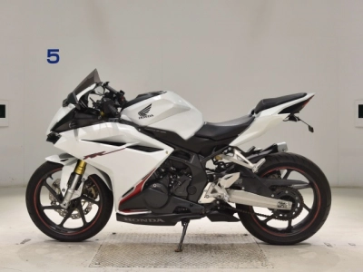 Honda CBR250RR-2A