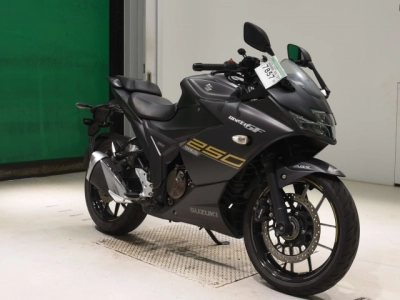 Suzuki JIKUSA-250SF