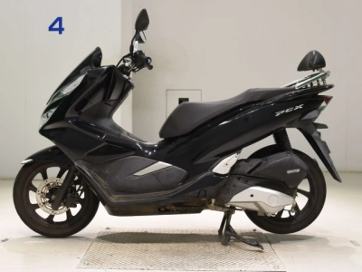Honda PCX125-3