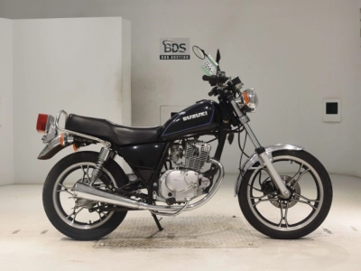 Suzuki GN125H