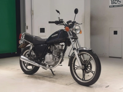 Suzuki GN125H