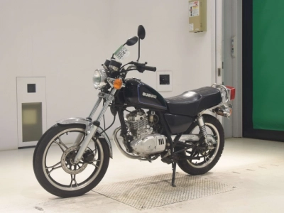 Suzuki GN125H