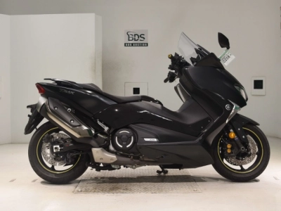 Yamaha T-MAX530DX