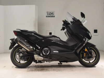 Yamaha T-MAX530DX