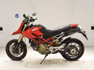 Ducati DUCATI HYPERMOTARD 1100 S