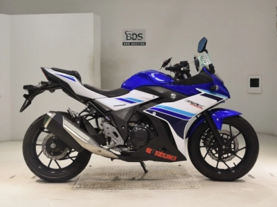 Suzuki GSX250R