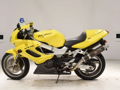 Honda VTR1000F