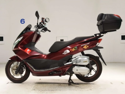 Honda PCX125-2