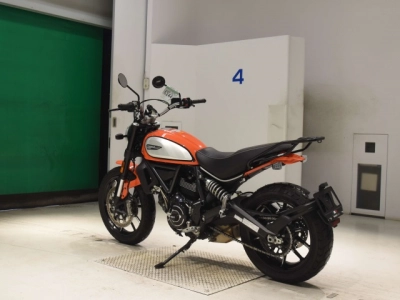 Ducati  DUCATI  SCRAMBLER  ICON 