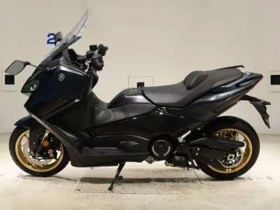 Yamaha T-MAX560T