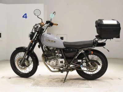Suzuki GLASS TRACKER BIG BOY