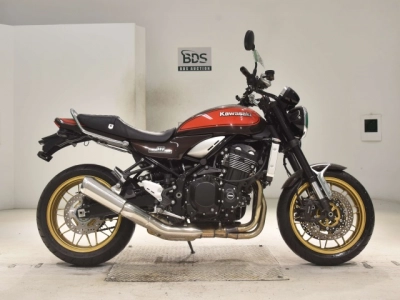Kawasaki Z900RS