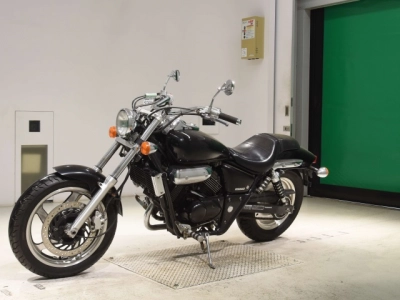 Honda MAGNA 250