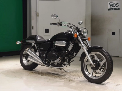 Honda MAGNA 250