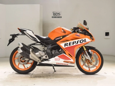 Honda CBR250RR-2